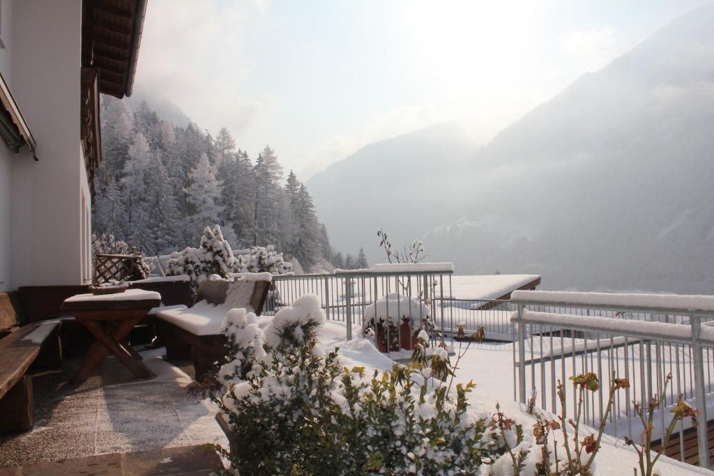 Haus Kirschner Otel Jerzens Oda fotoğraf